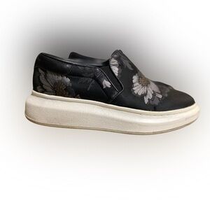 Alexander McQueen Chunky Sneakers Size 39